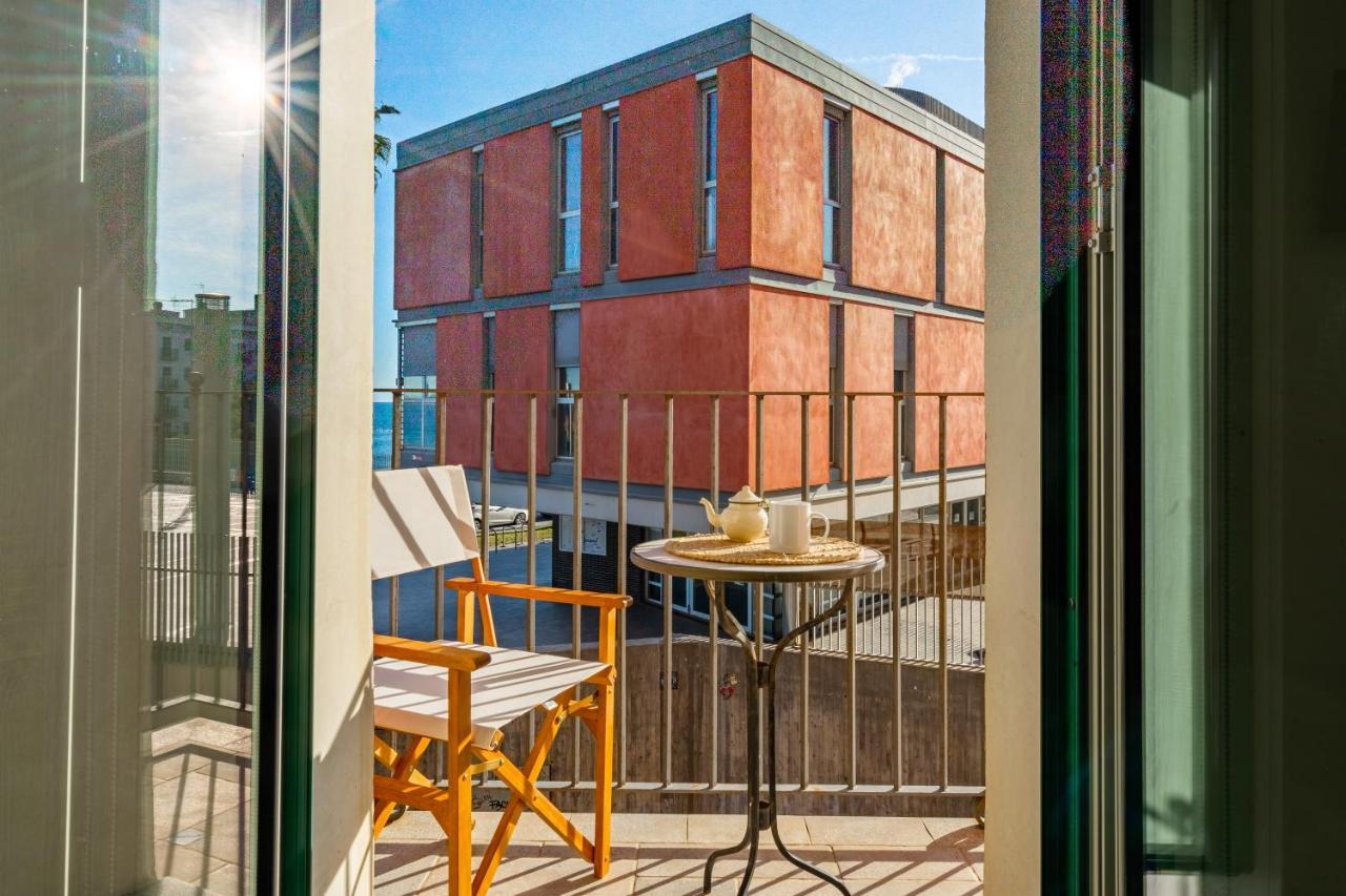 Kronos On The Beach Suite 2 Barcelona Buitenkant foto
