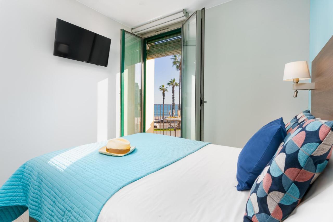Kronos On The Beach Suite 2 Barcelona Buitenkant foto