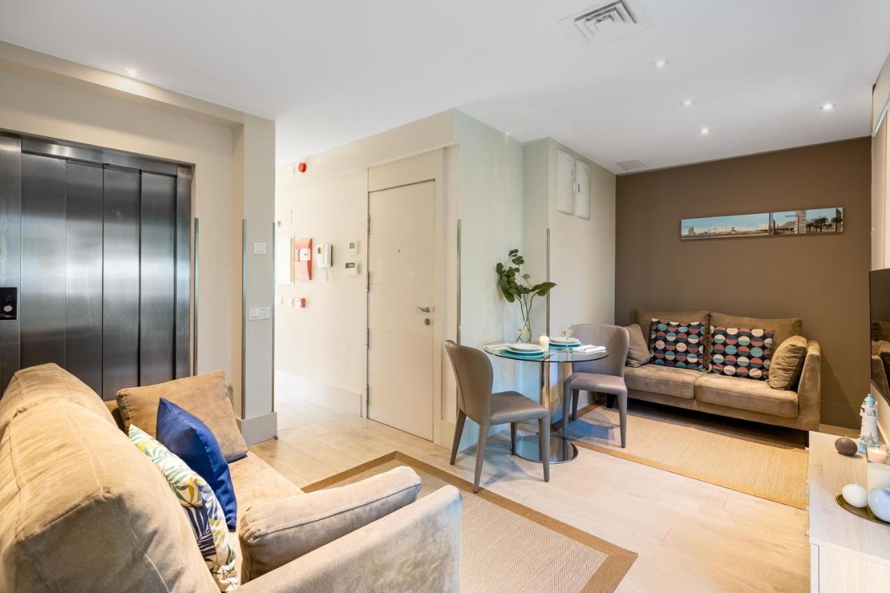 Kronos On The Beach Suite 2 Barcelona Buitenkant foto
